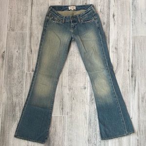 Abercrombie & Fitch Flare Jeans